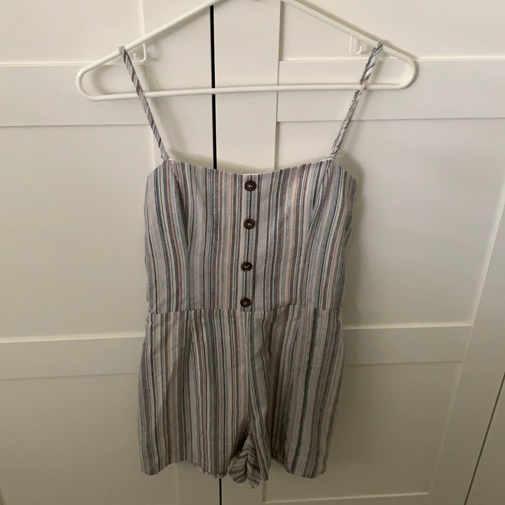 Lulus romper, small